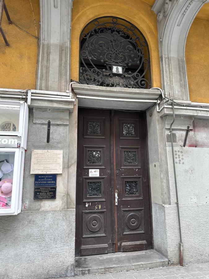 Tatra Luxury Apartments Budapest Bagian luar foto